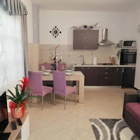 T&D Apartmani Pula Exterior photo