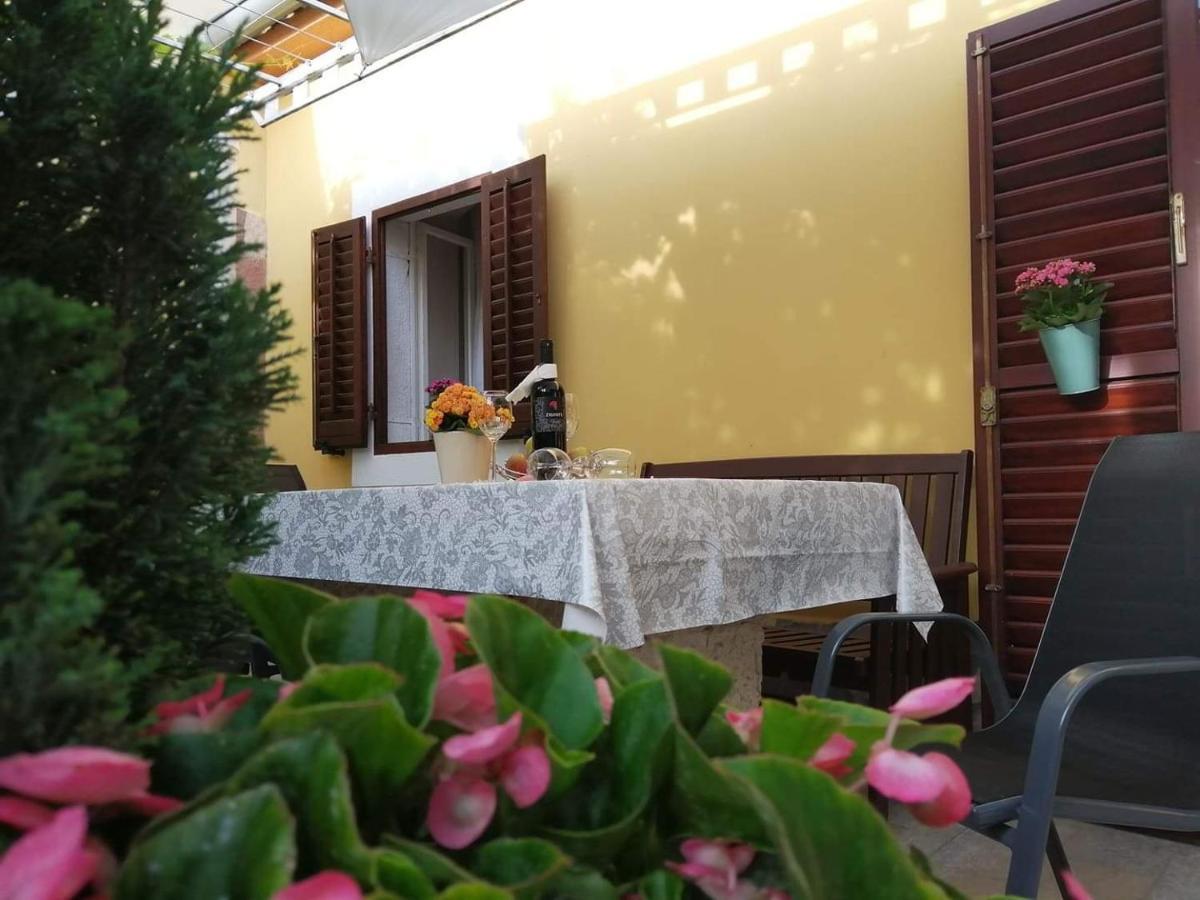 T&d Apartment Pula